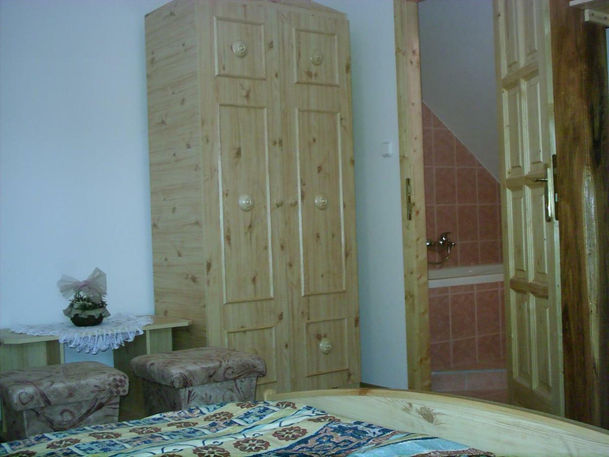 Lila Akac Vendeghaz Hotel Dabrony Buitenkant foto